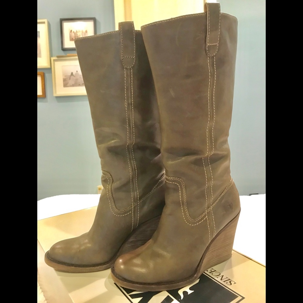 FRYE Caroline Campus Pull-On Wedge Boots.